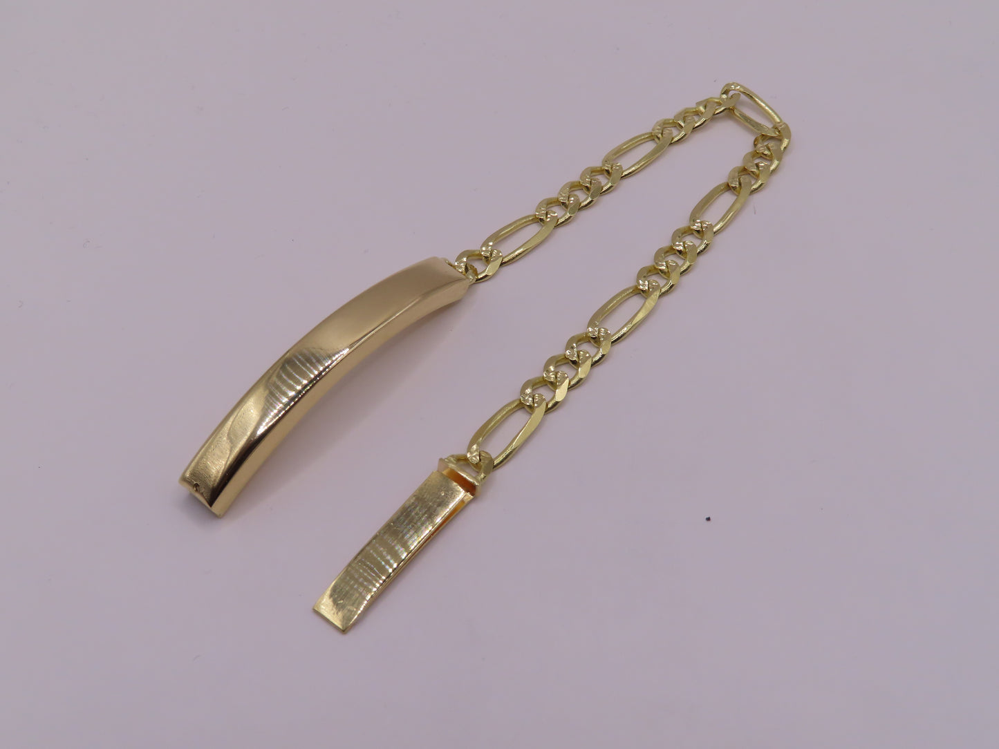 10k gold diamond cut Figaro bracelet 9.3in/6mm(14.53g)