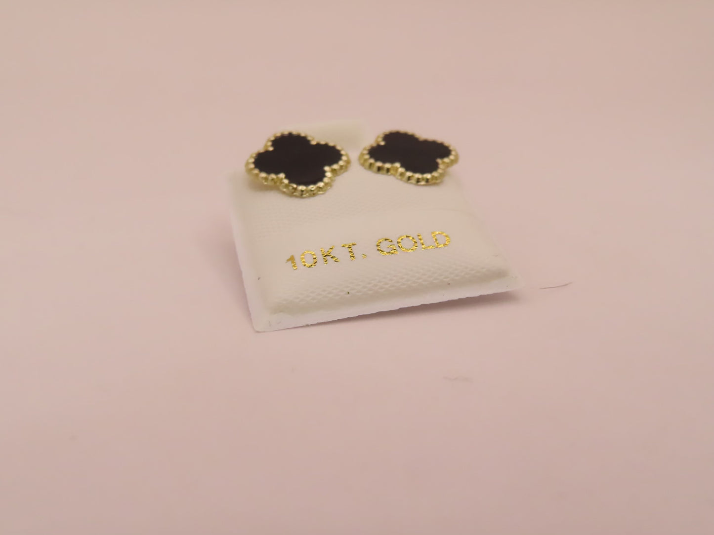 10k Gold black clover