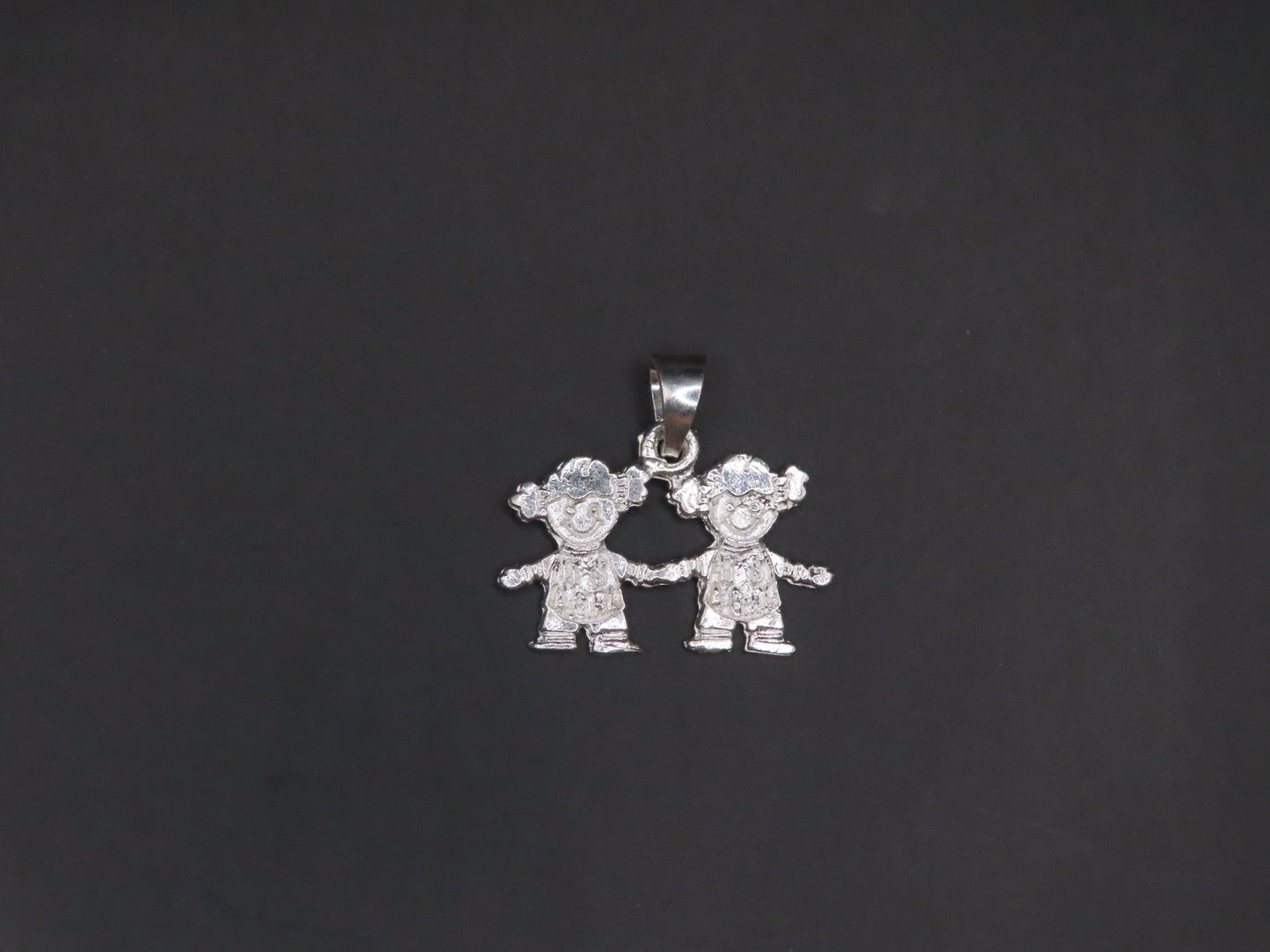 925 silver 2 girls pendant