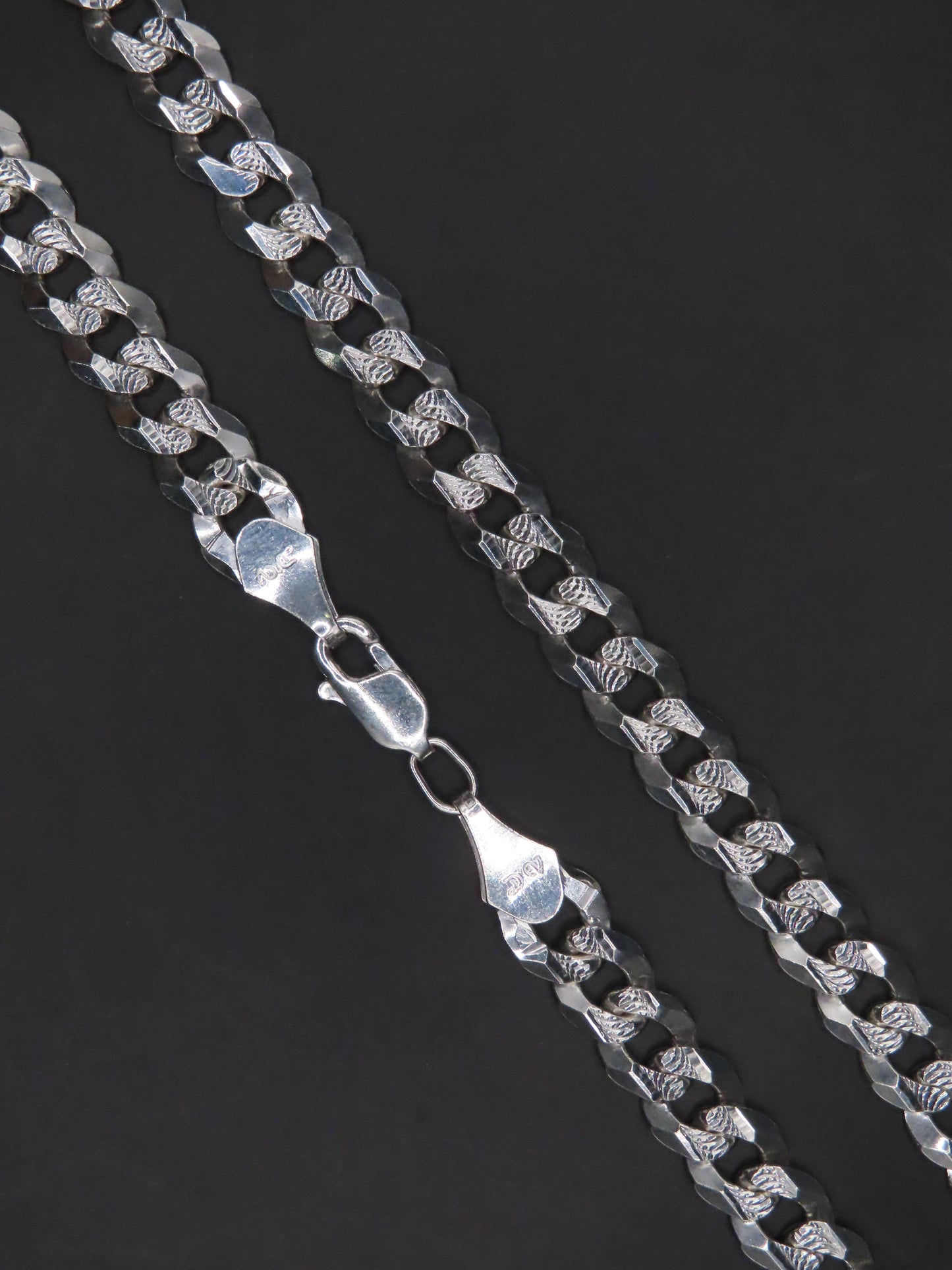 DIAMOND CUT CUBAN LINK 23.5IN/9MM (50.14g)