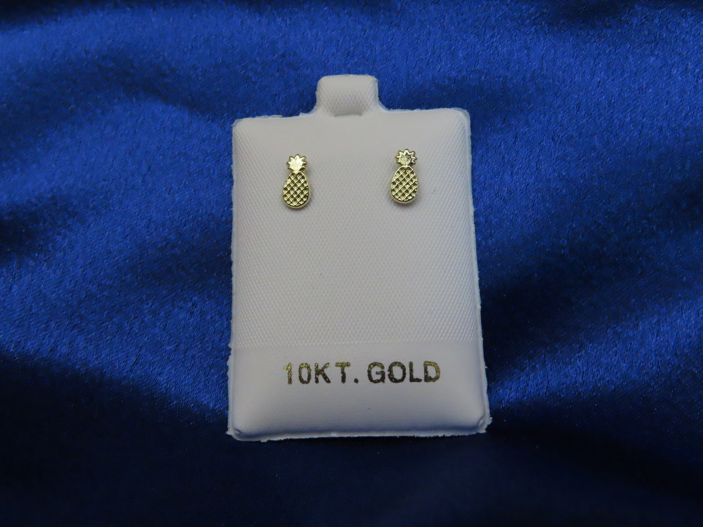 Pineapple 10k gold stud earrings