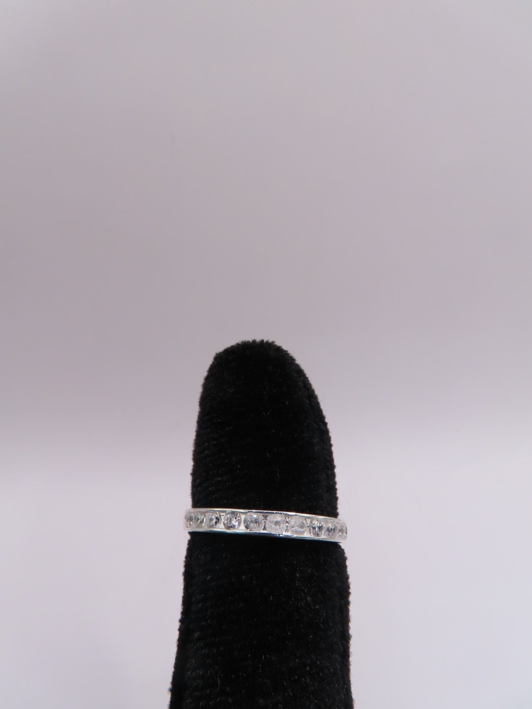 925 silver band ring w/cz