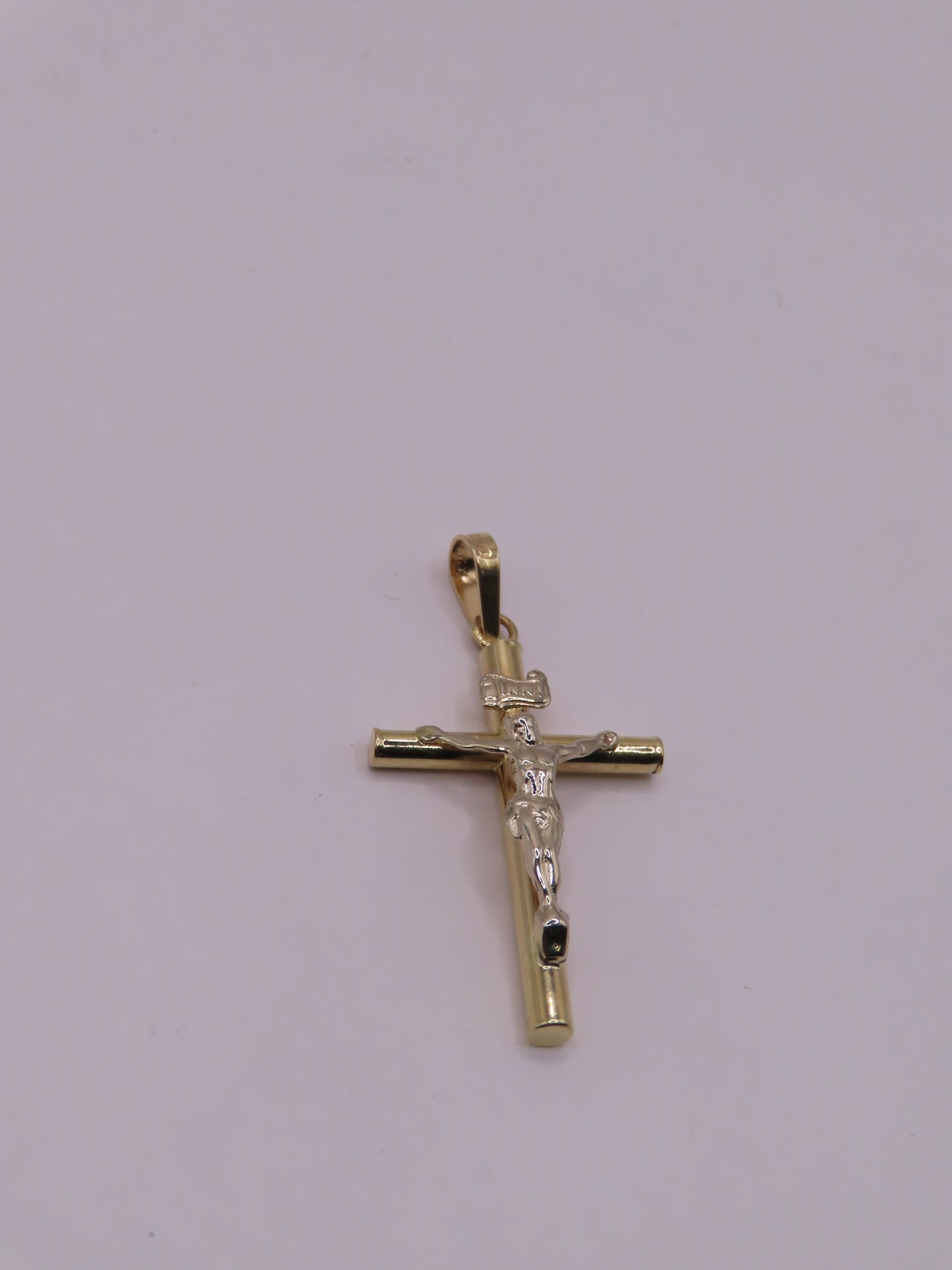 10k Gold cross 1.5in (1.87g)