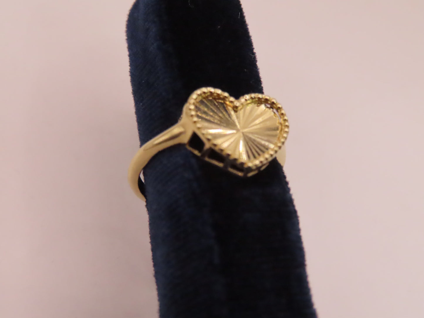 14k Gold Heart Ring size/8