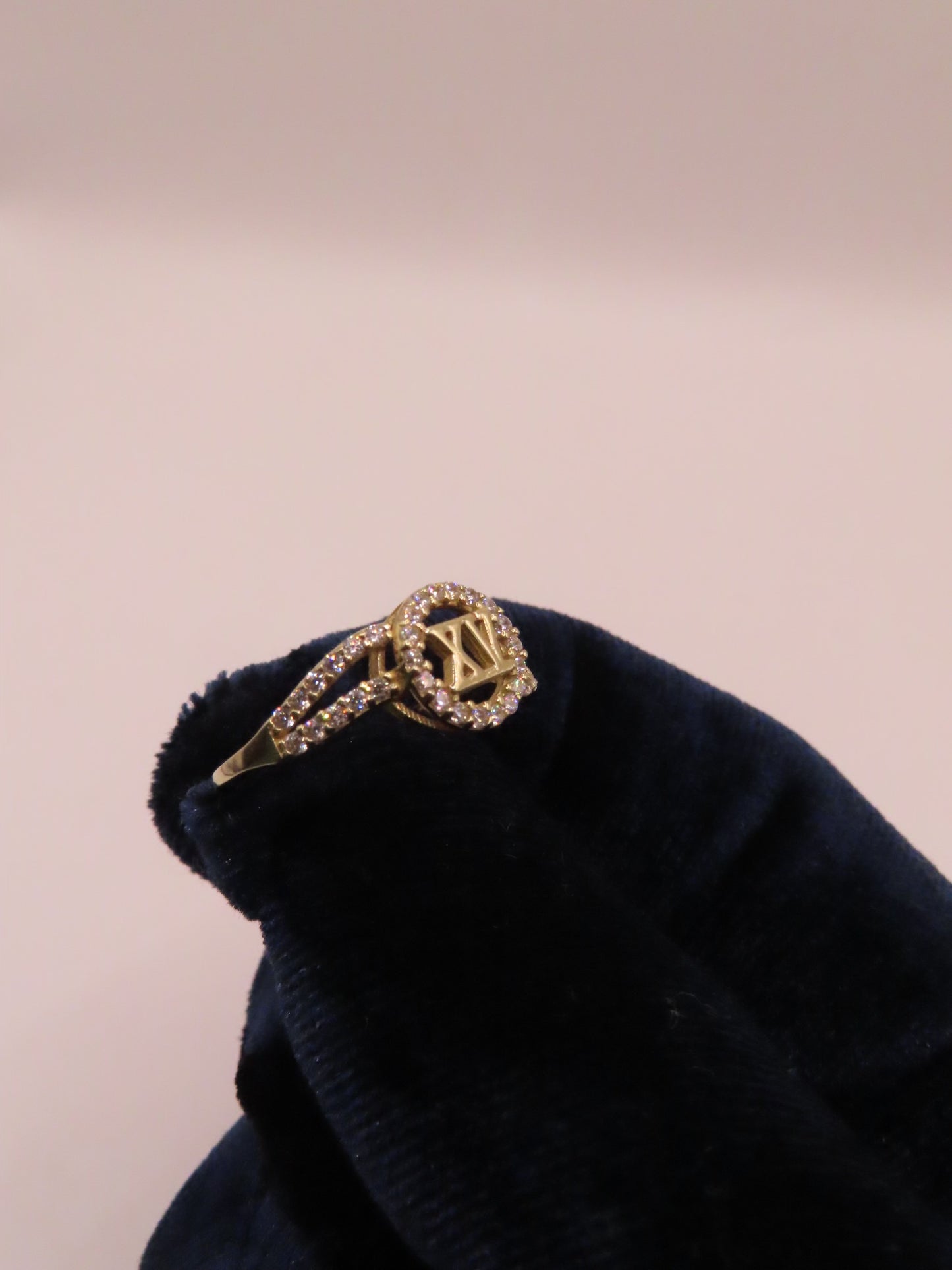 10k gold XV ring