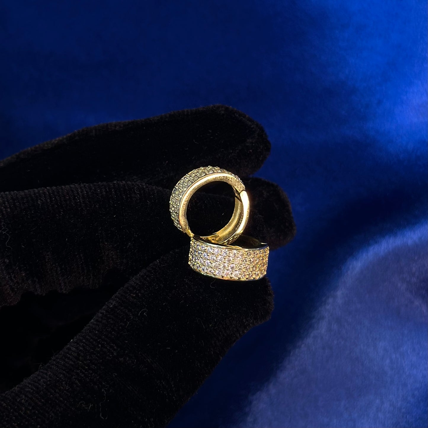 10k gold Huggies
