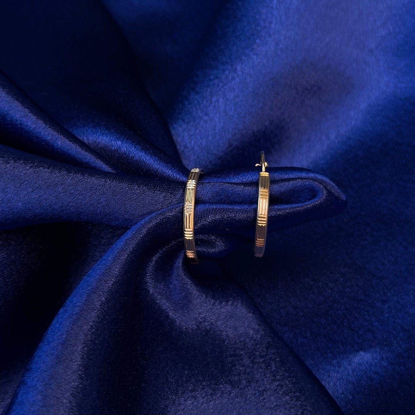 10k gold hoop