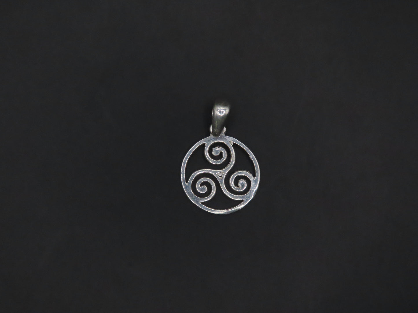 TRISKELION 1.2 IN