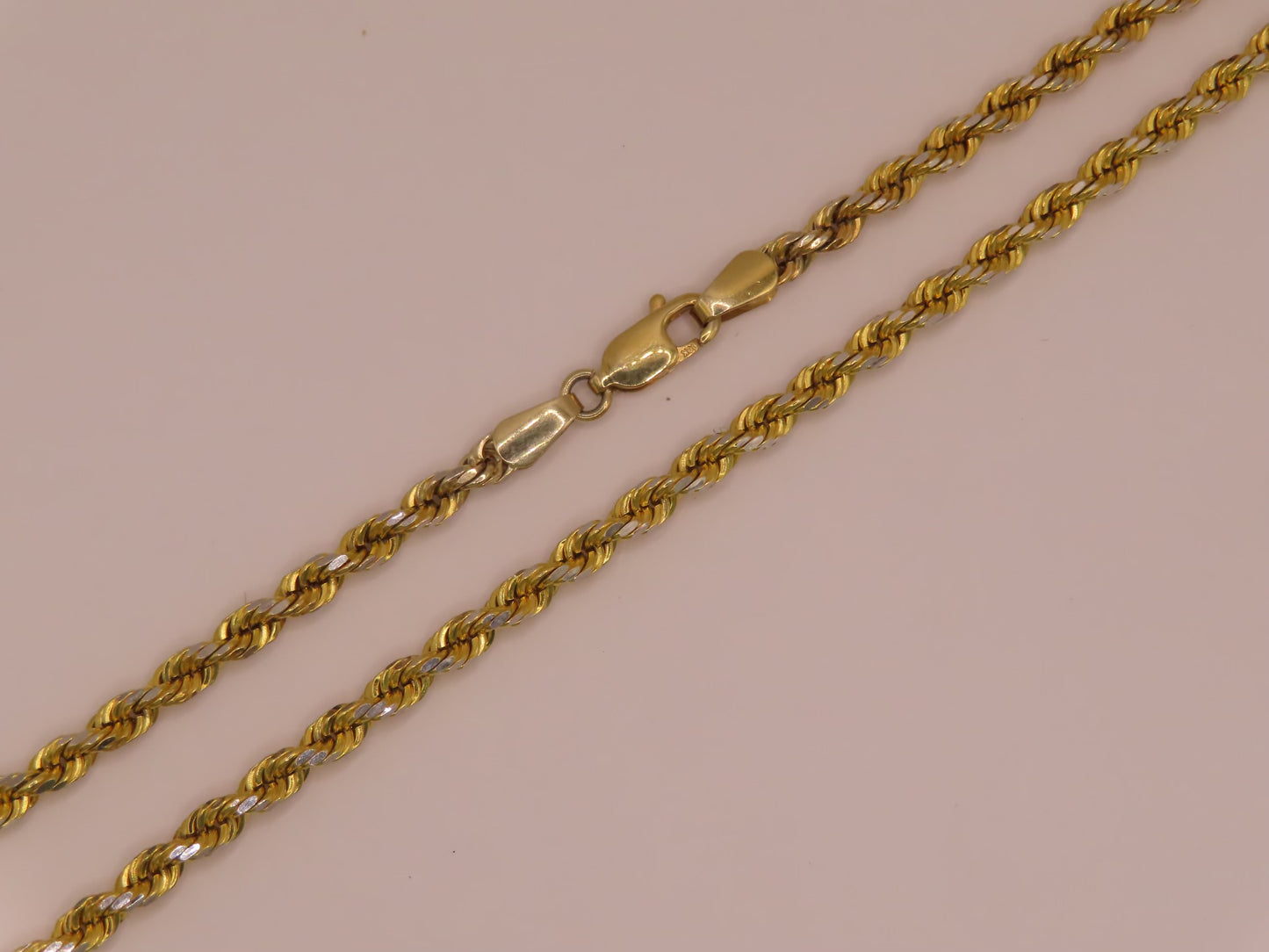 Semi hollow rope chain
