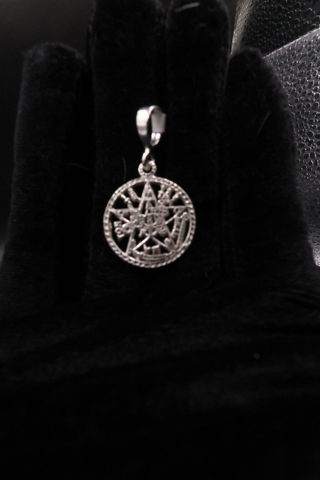 Tetagramaton pendant 925 silver