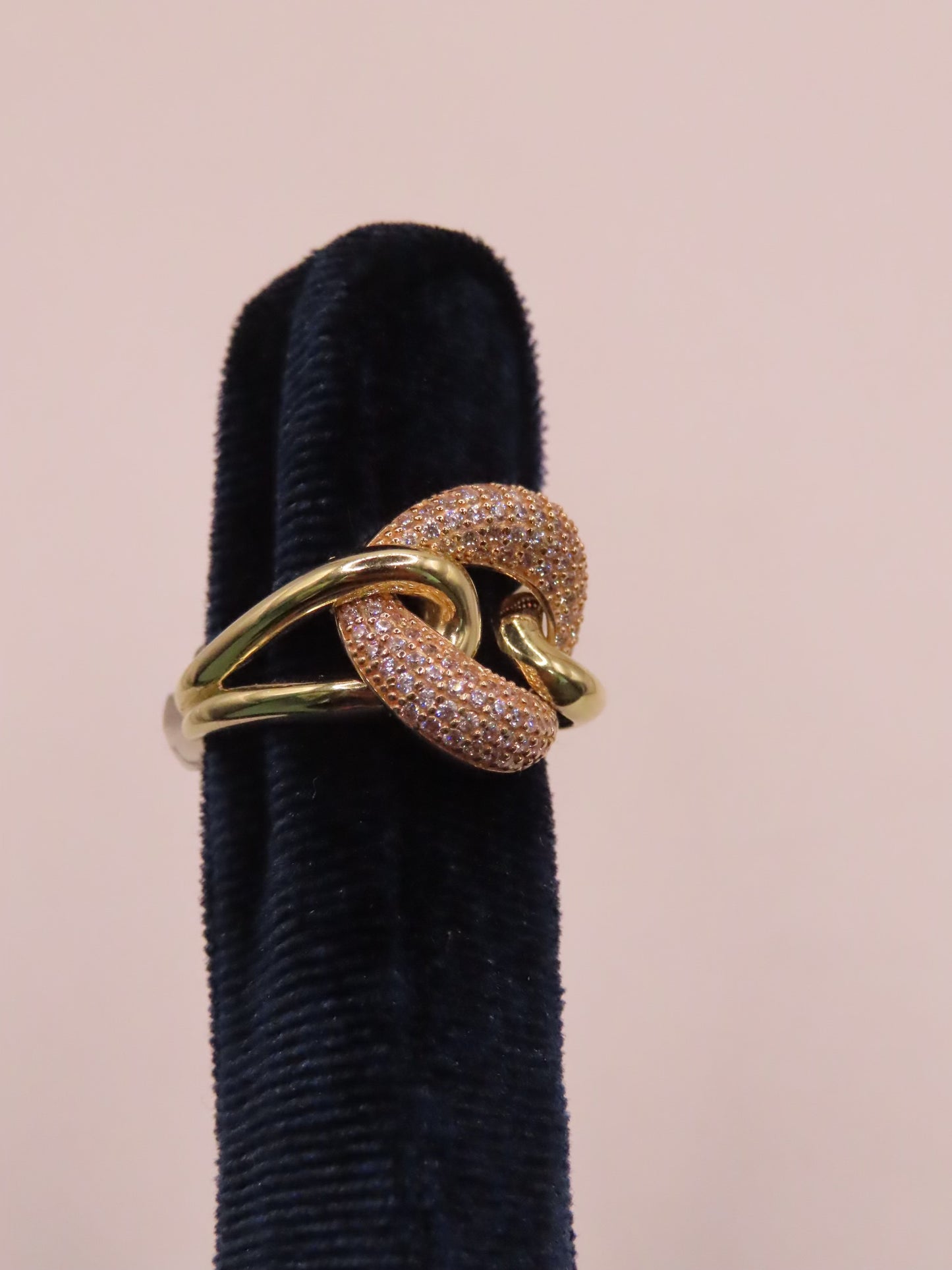 14k Gold Kiss ring (Yellow & Pink)