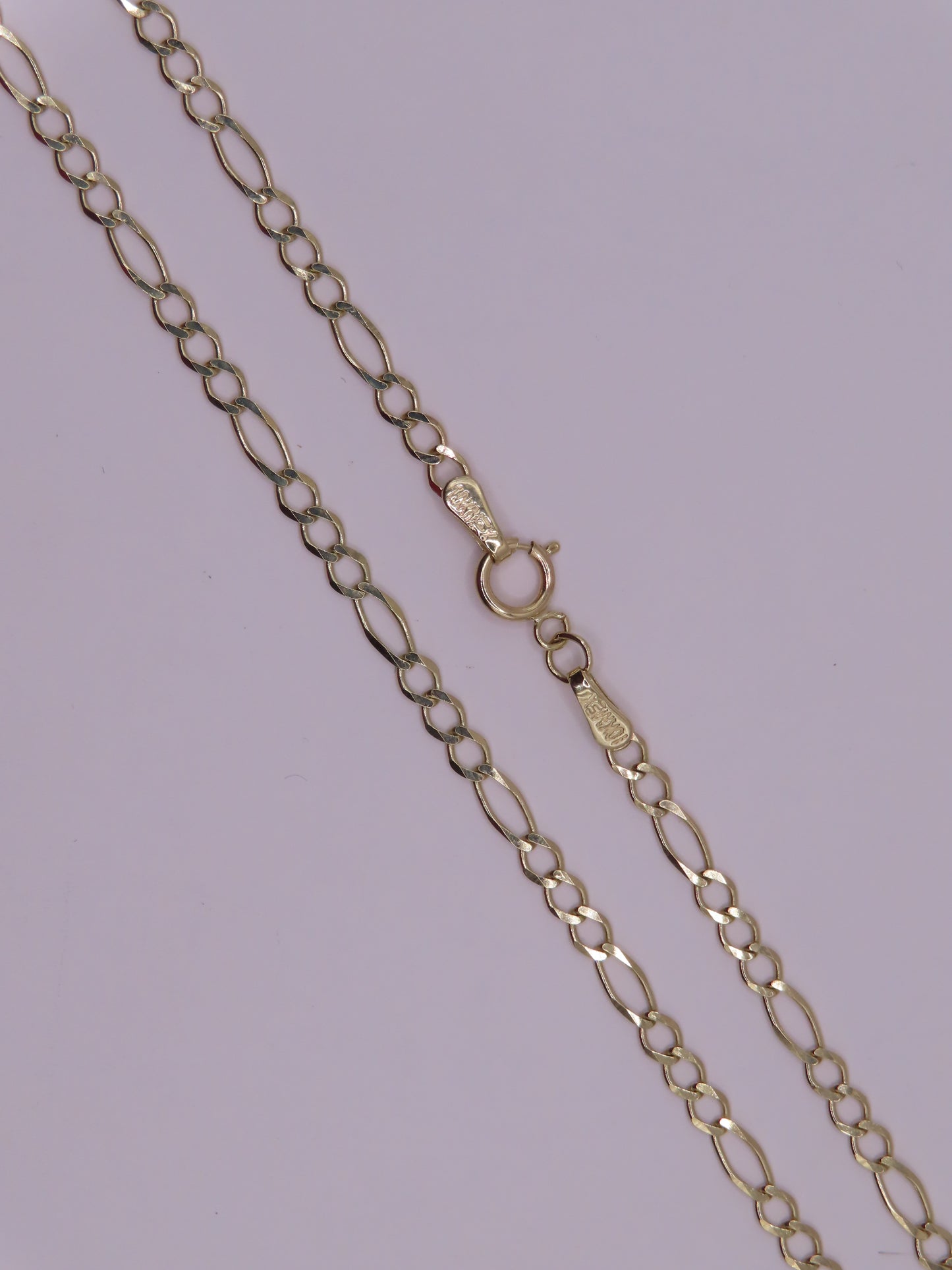 10k Gold Figaro Chain 23in/3mm (4.56g)