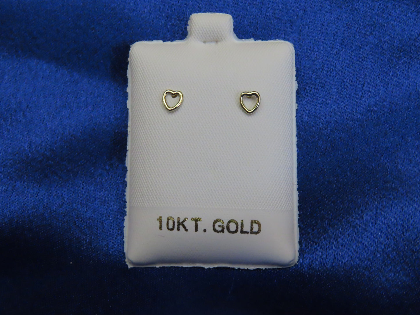 Heart 10k gold stud earrings
