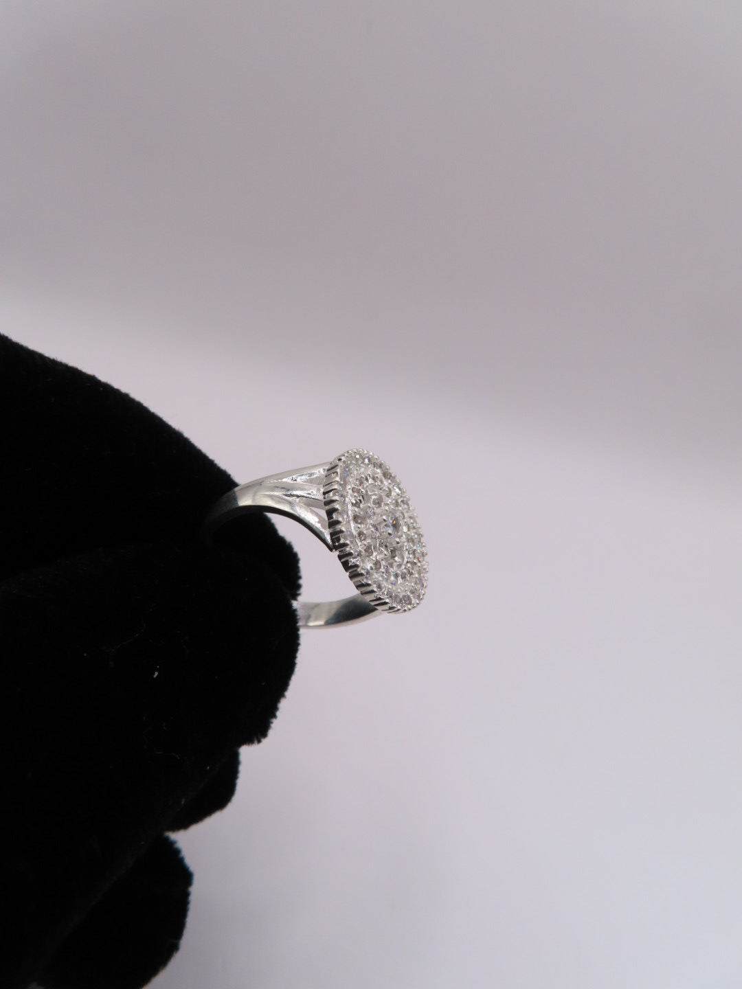 925 silver flower in a circle ring