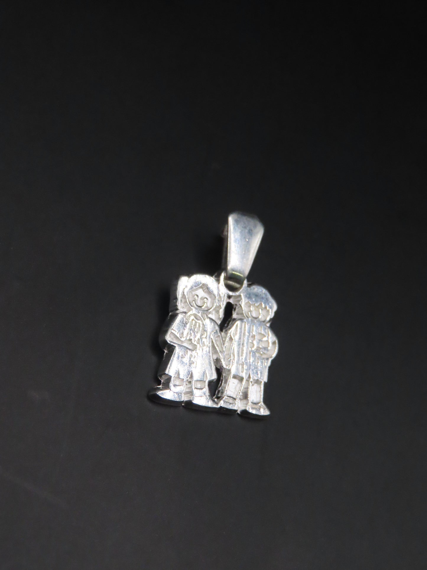 925 Silver boy & girl pendant .8in