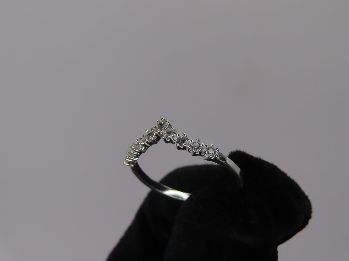 DIMOND CROWN sz/8