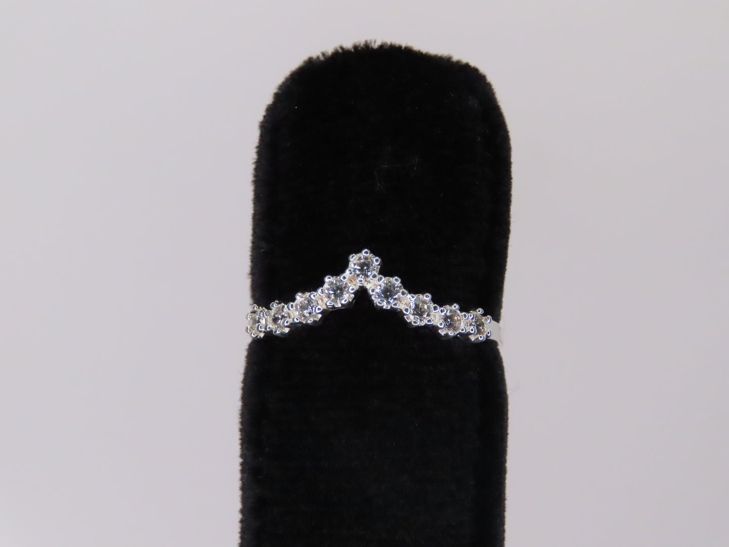 DIMOND CROWN sz/8