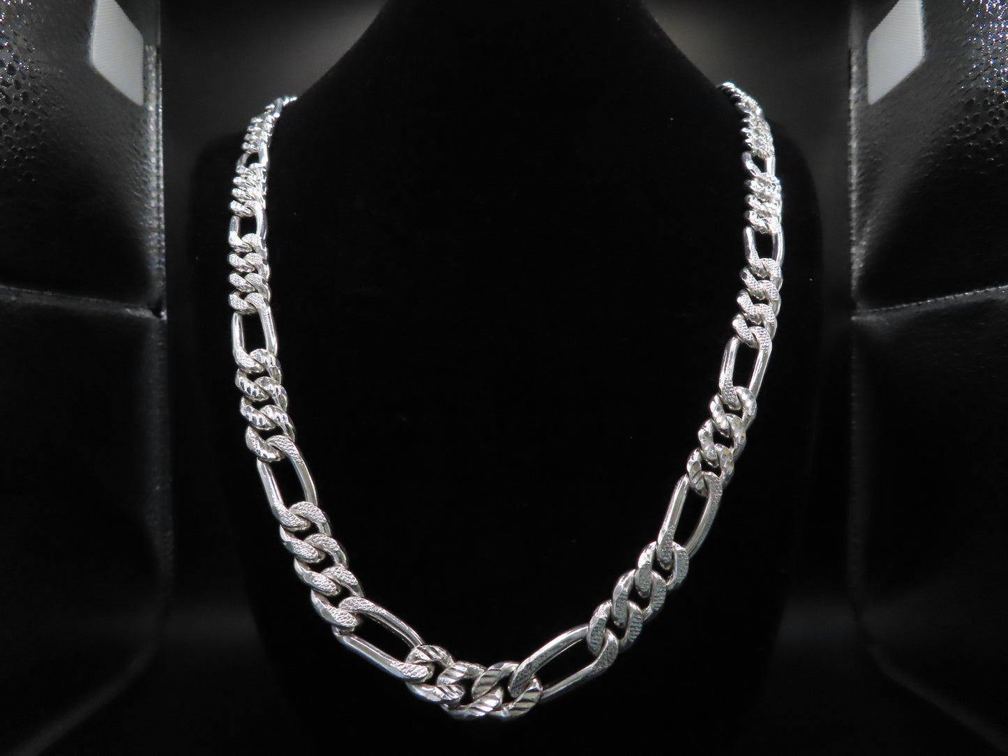 FIGARO CHAIN DIAMOND CUT 26in/8mm