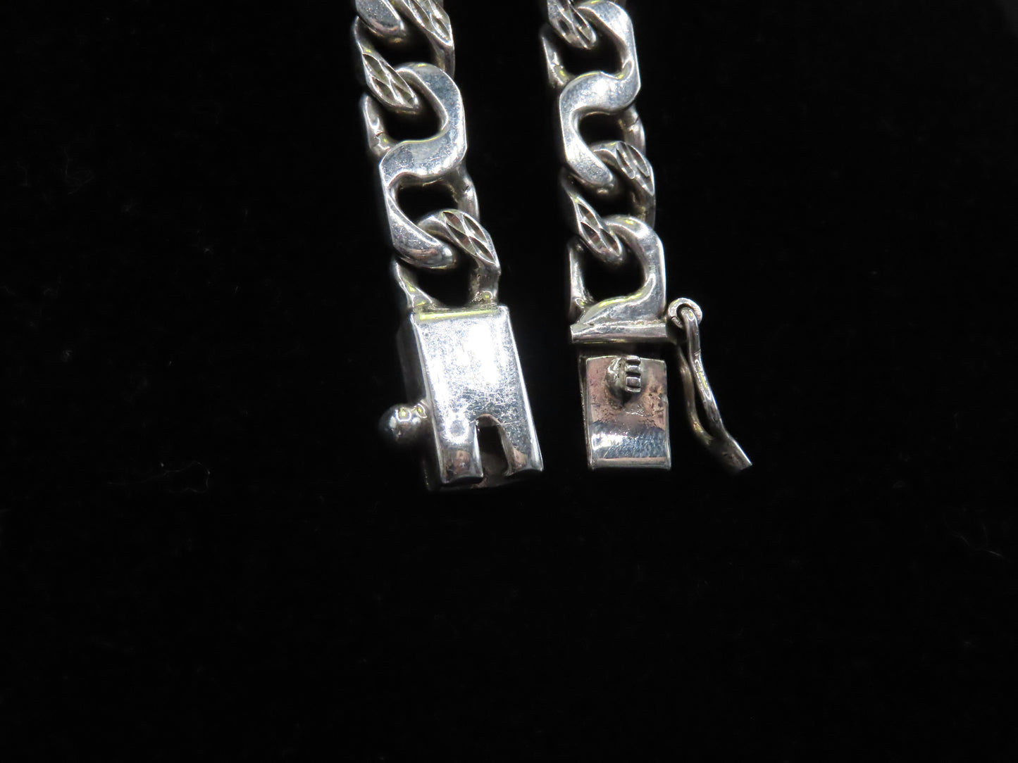 SILVER RUTHENIUM CUBAN LINK CHAIN 24in/9mm