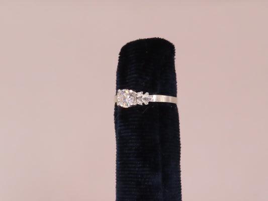 925 silver ring sz/3.5