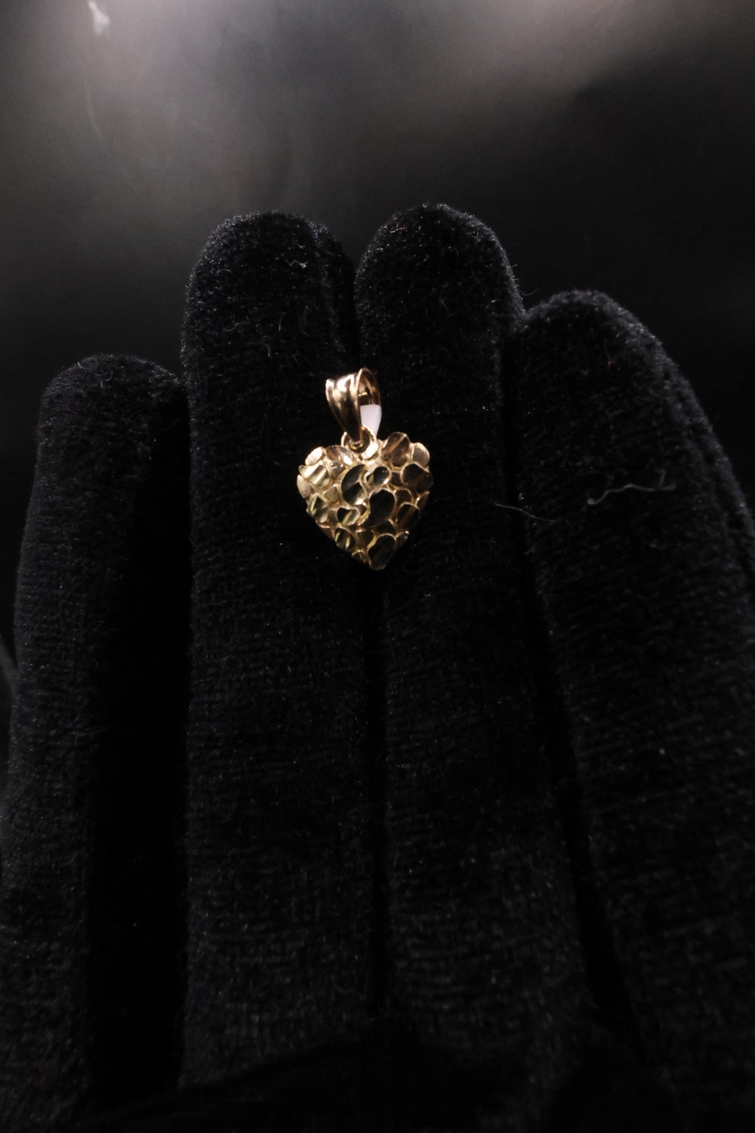 Mini heart nugget pendant 14k gold