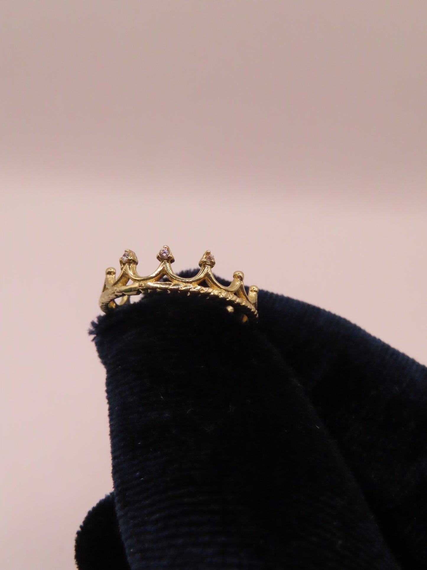 10k gold crown ring