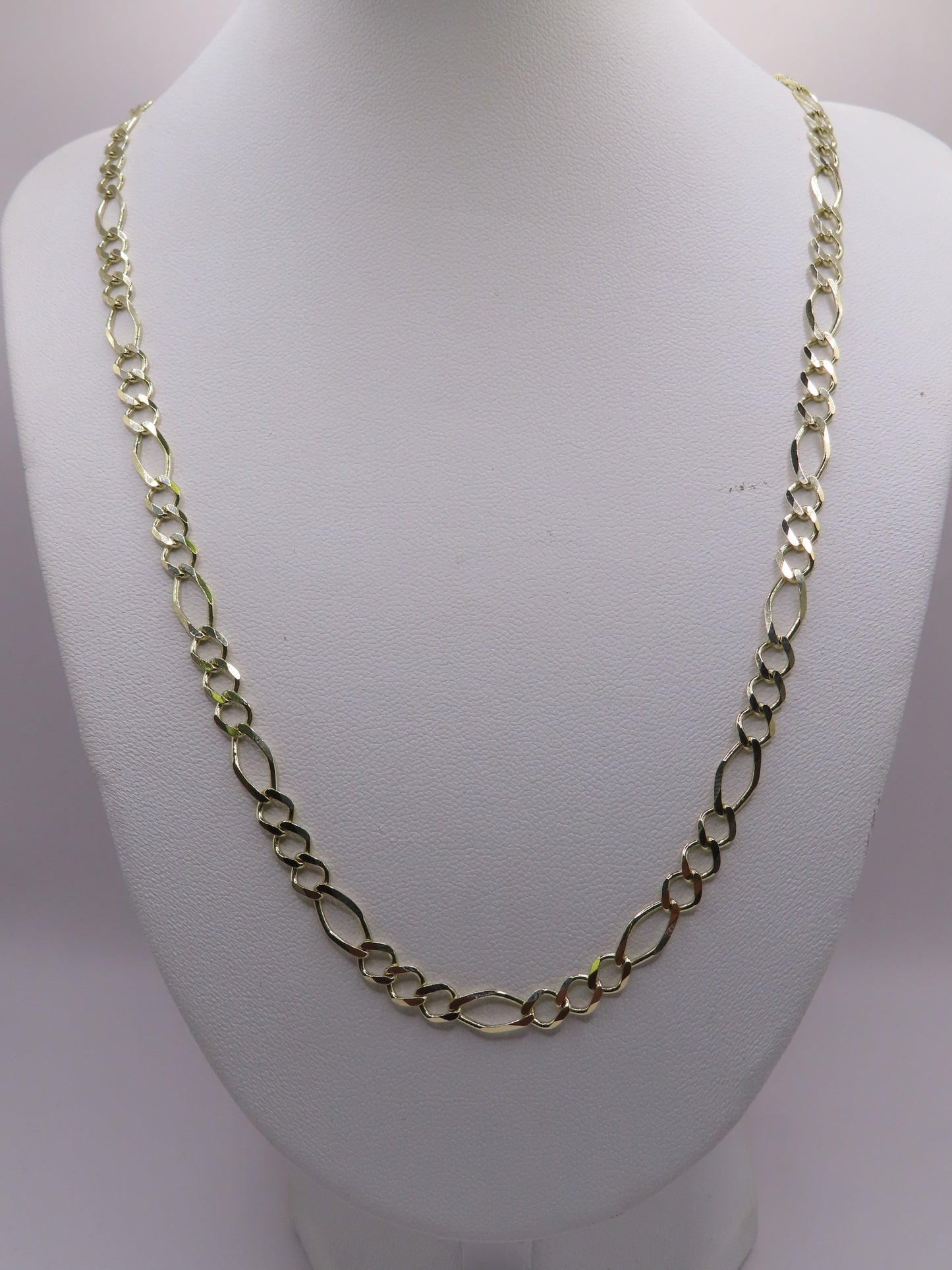 10k GOLD FIGARO CHAIN 26in/6mm (13.60)