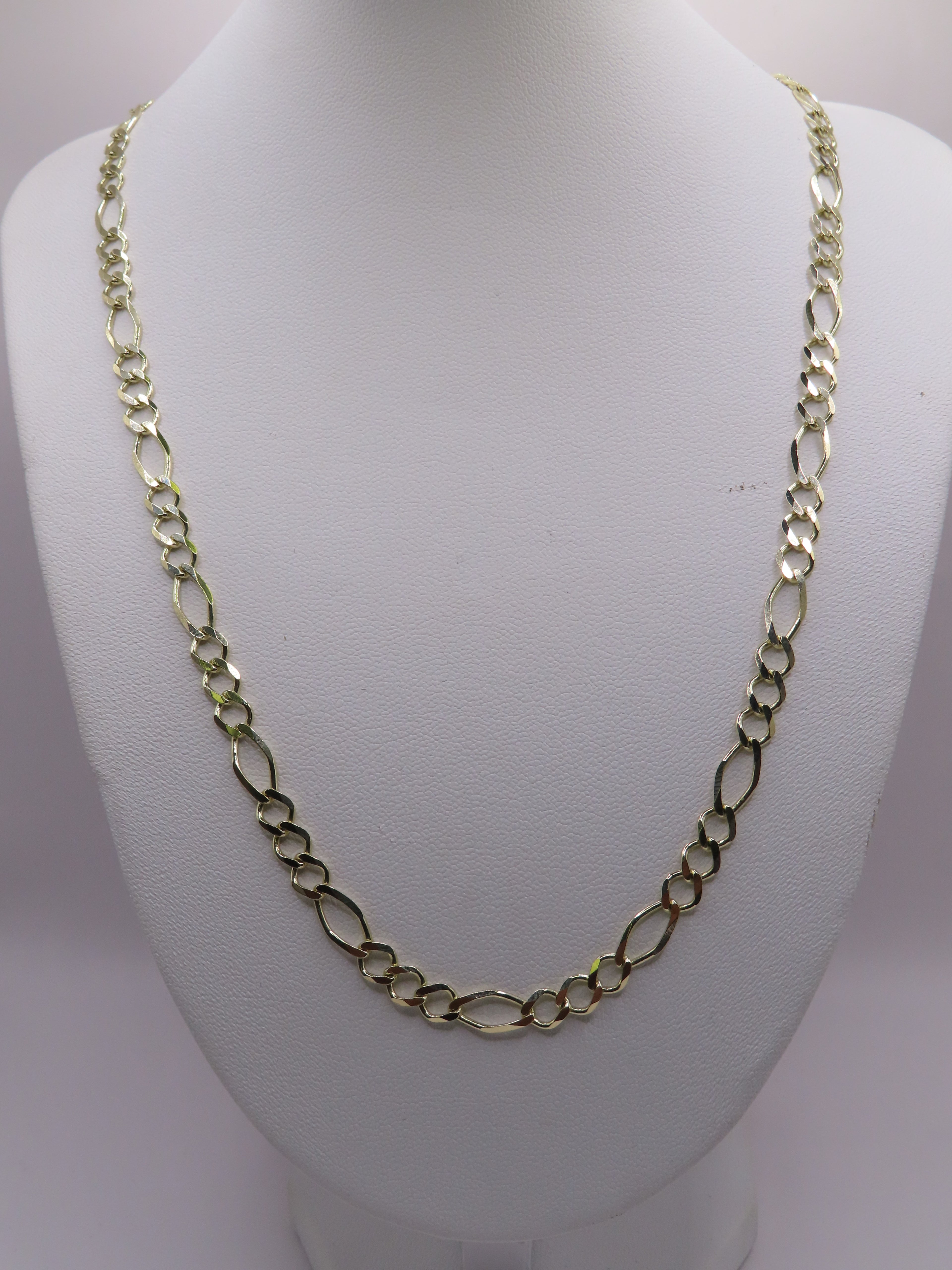 10k GOLD FIGARO CHAIN 26in/6mm (13.60)