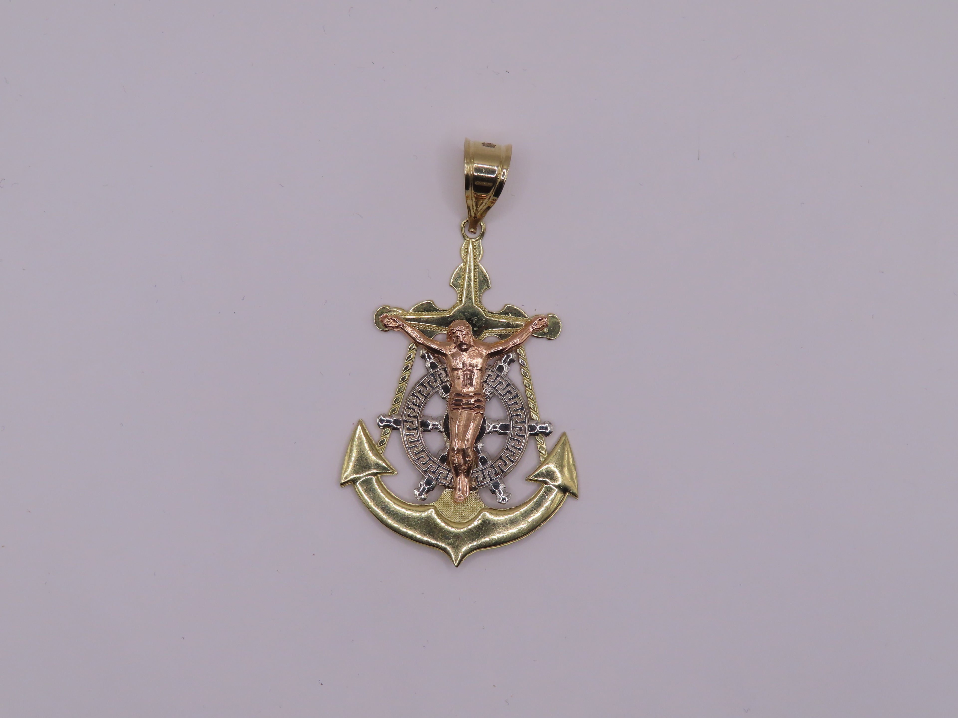 10k 3 tone GOLD ANCHOR 2.5in  (6.93g)