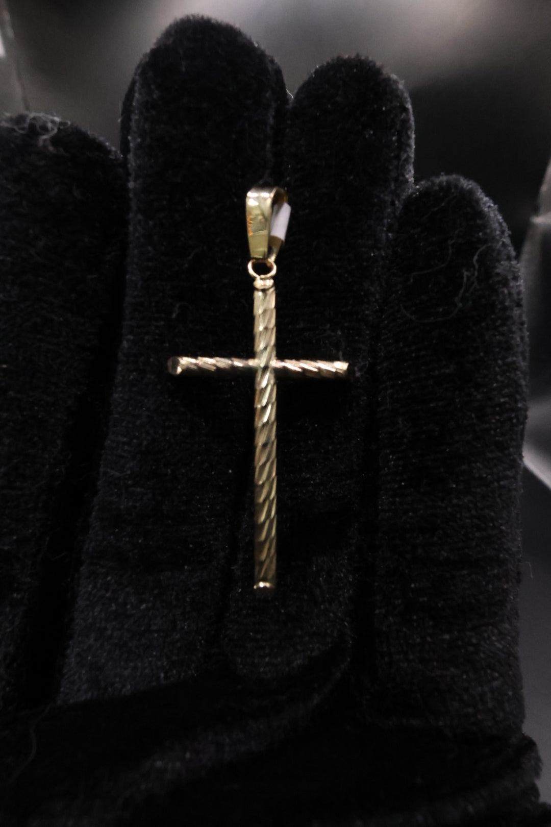 Cross pendant 10k gold