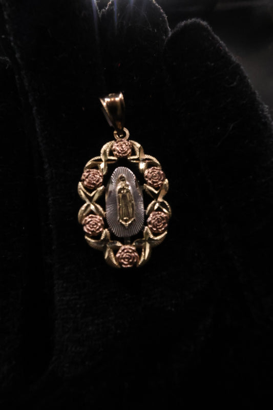 Virgen pendant 14k gold