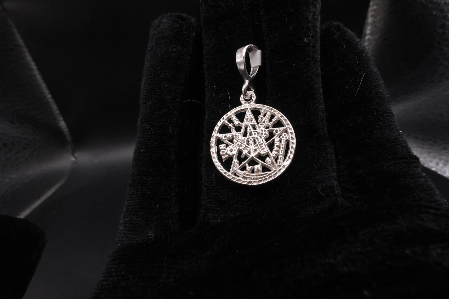 Tetagramaton pendant 925 silver