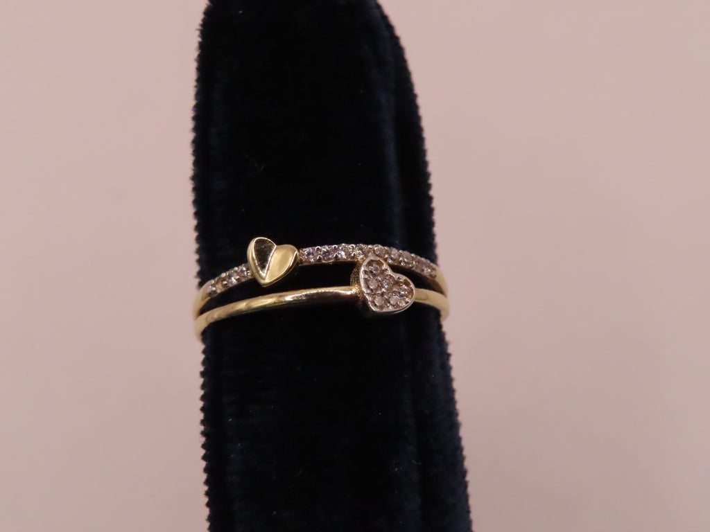 14k Gold Hearts Ring