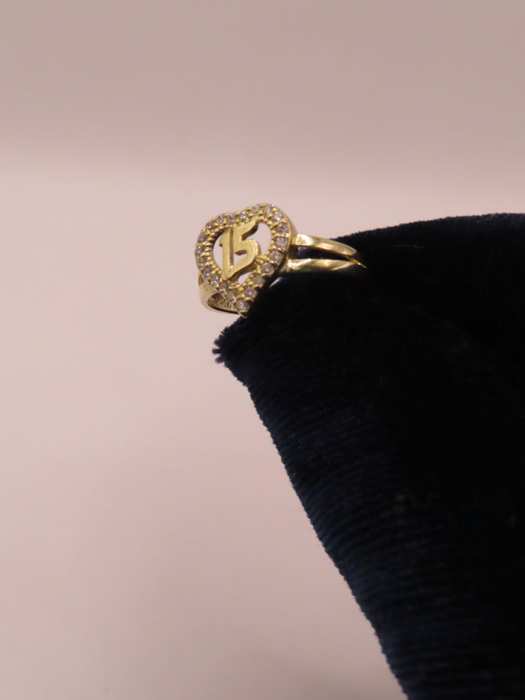 10k gold heart XV ring