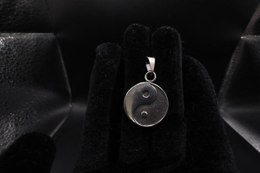 Ying yang pendant 925 silver