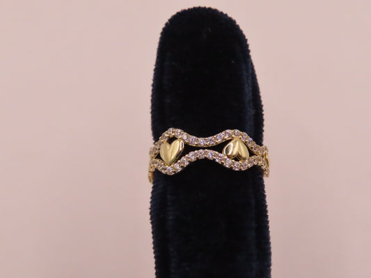 14k Gold Hearts Ring