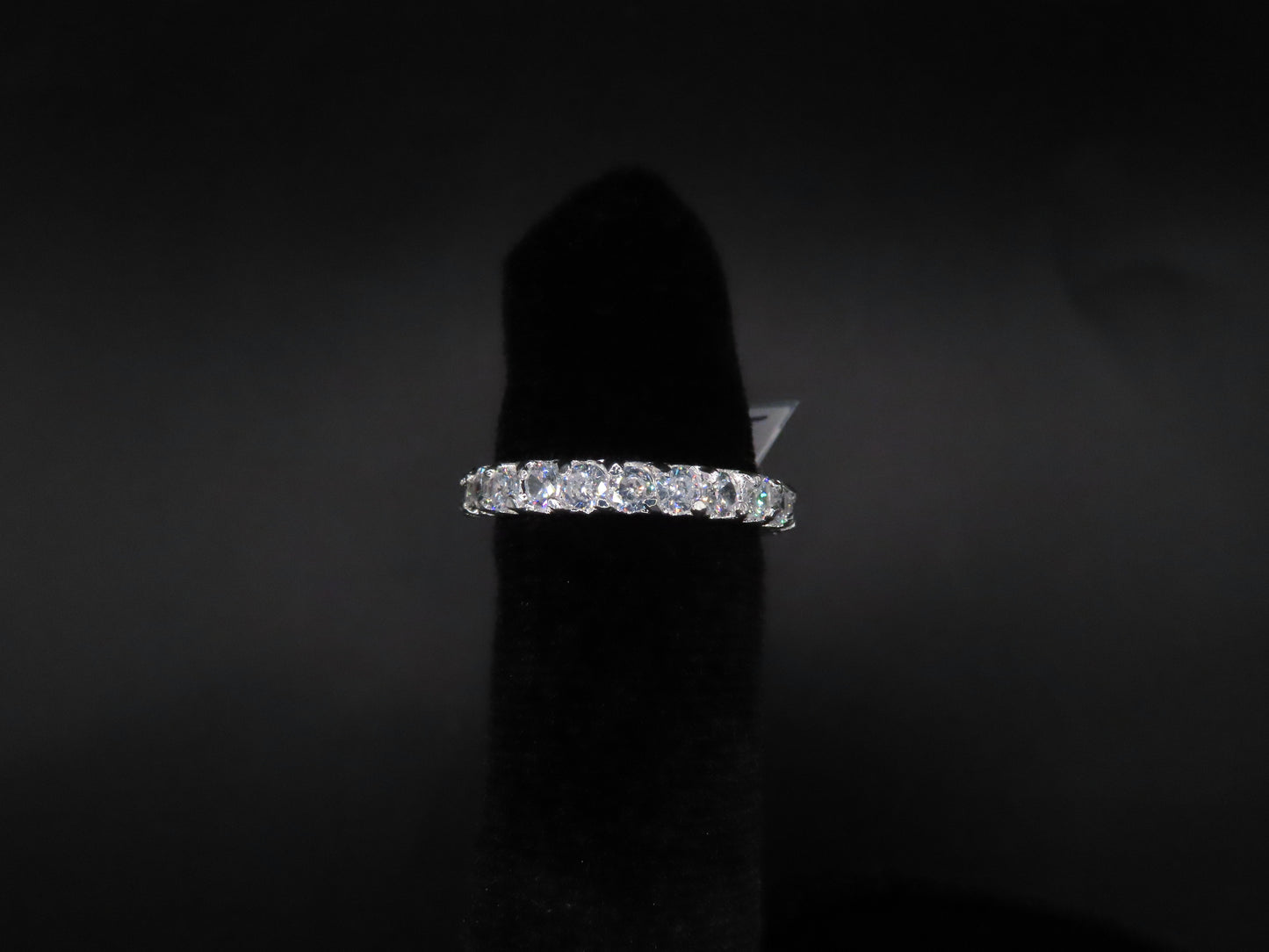 925 silver shared prong ring