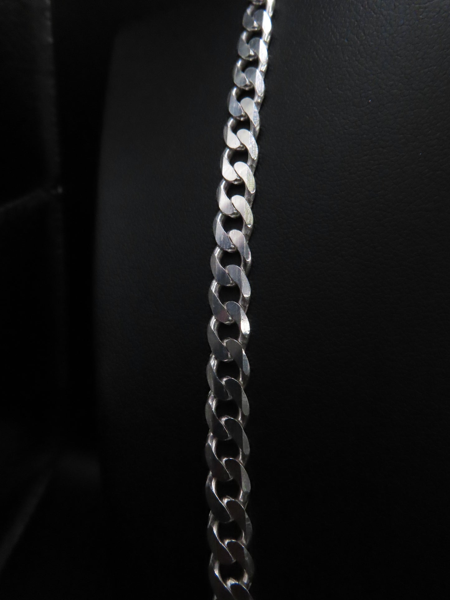 Cuban Chain 21.5in/6mm (26.07g)