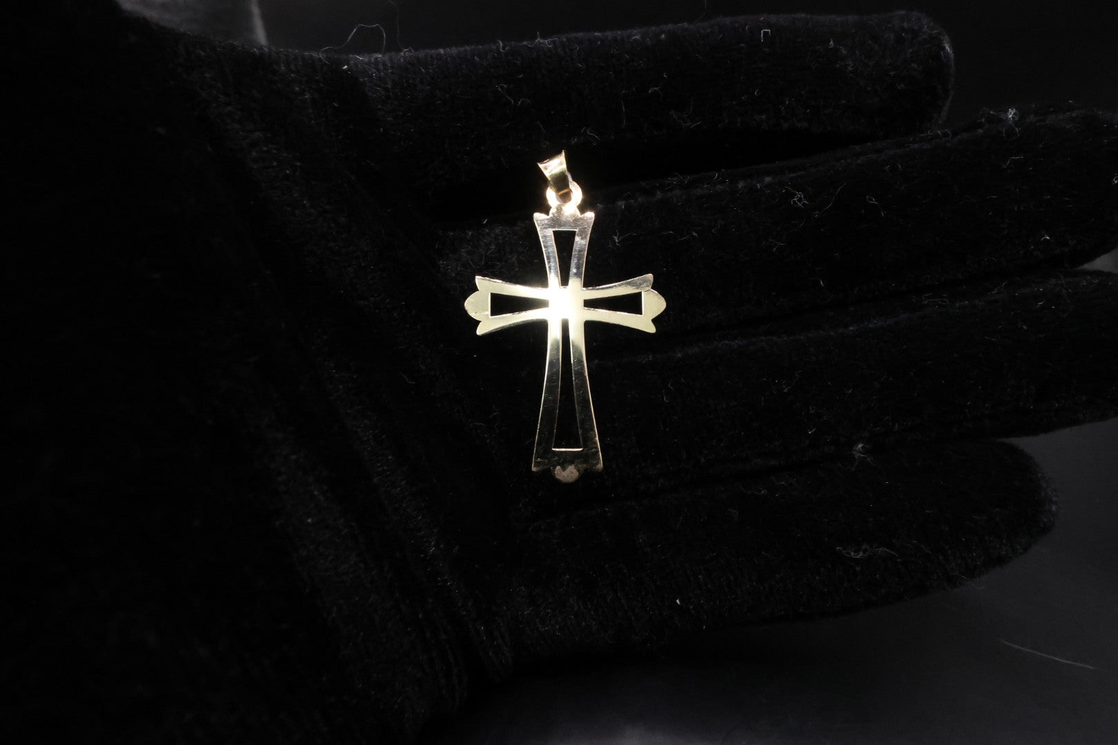 Cross pendant 10k gold