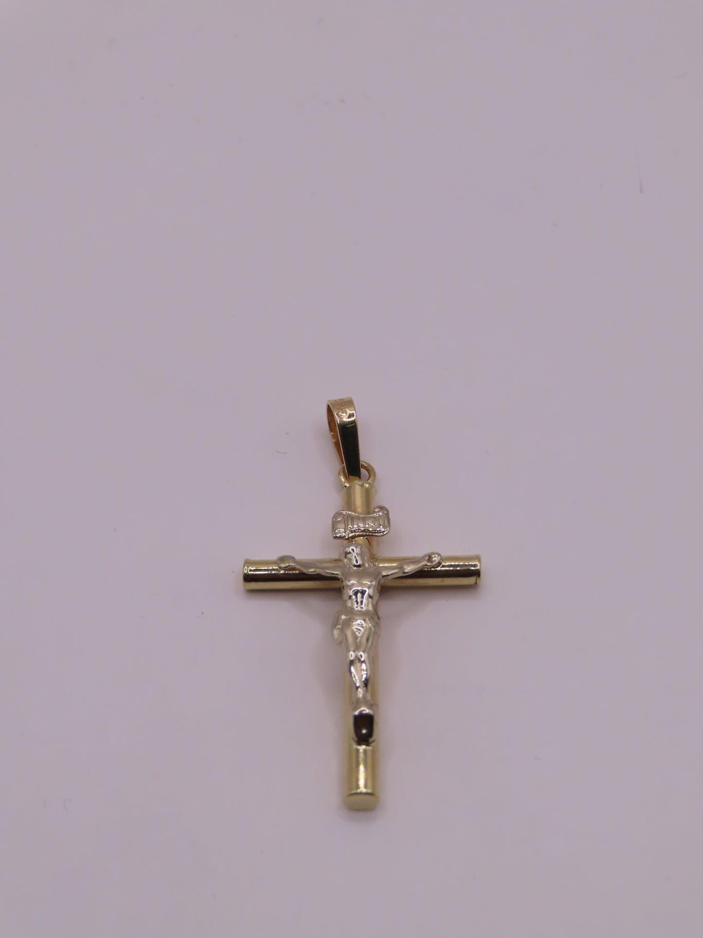 10k Gold cross 1.5in (1.87g)