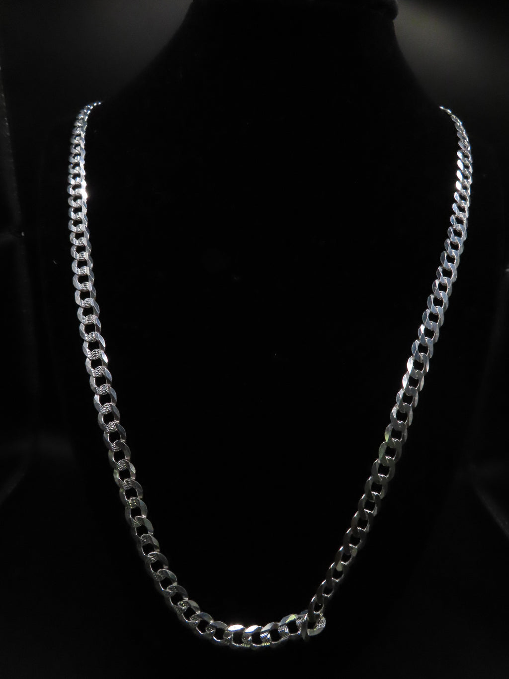 DIAMOND CUT CUBAN LINK CHAIN 27IN/7MM