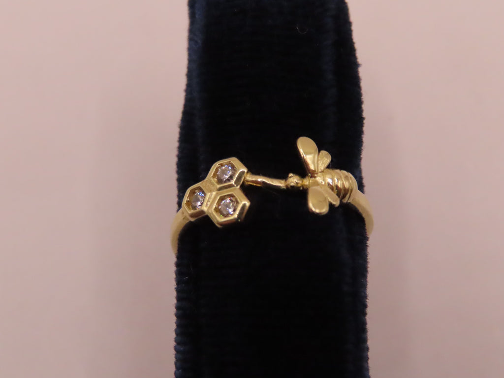 14k Gold Bee Ring
