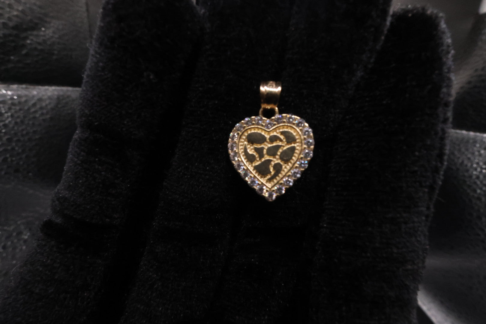 Heart nugget pendant 14k gold