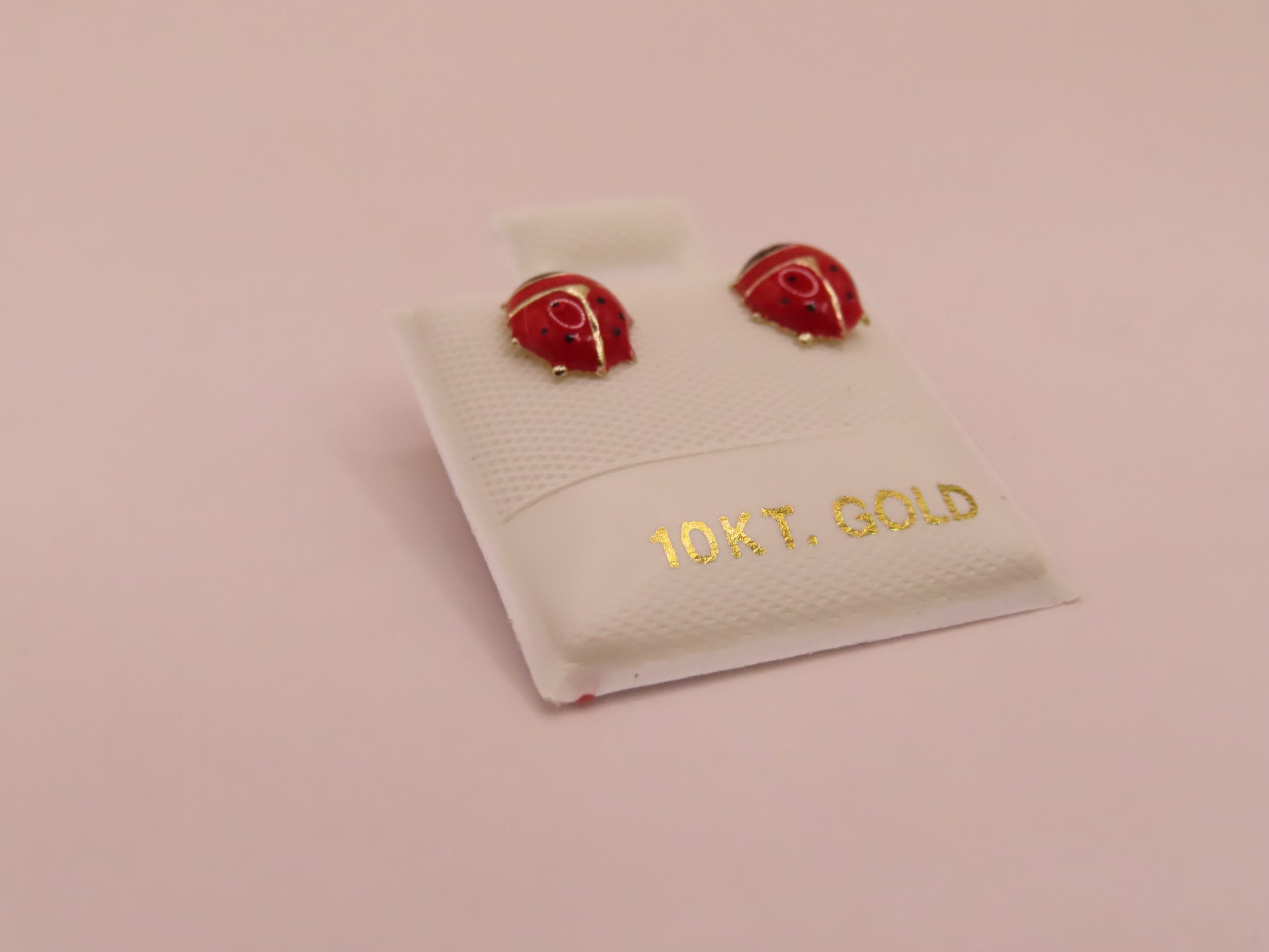 10k Gold ladybug earringsñ