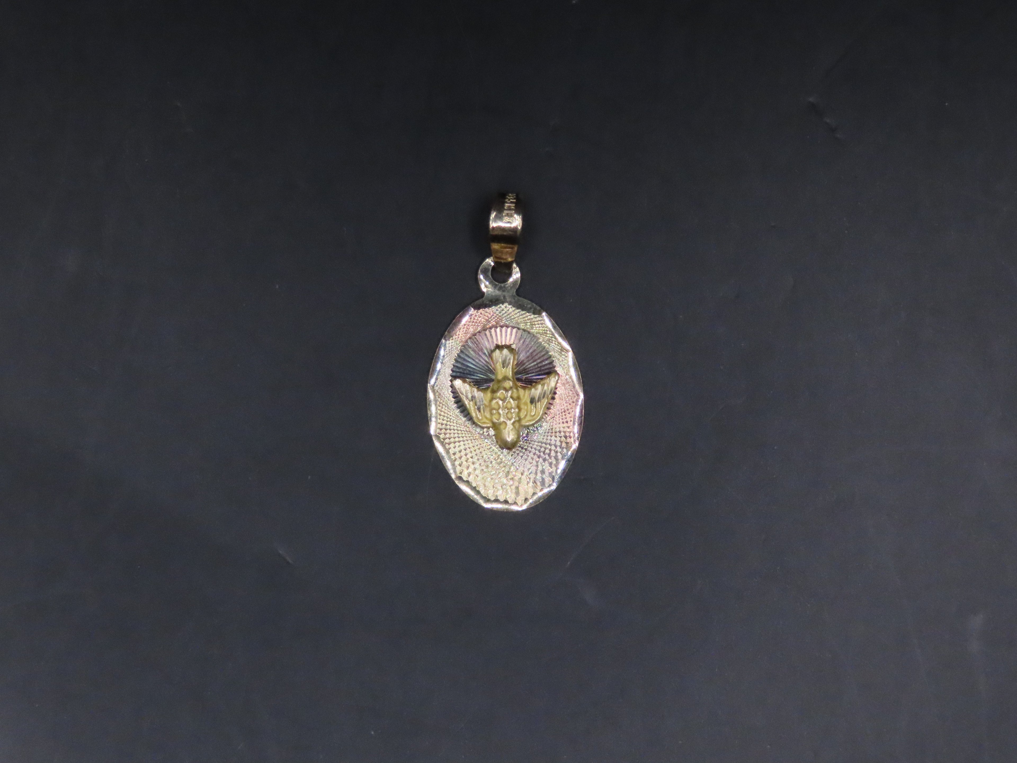 10k 3tone Gold Espíritu Santo