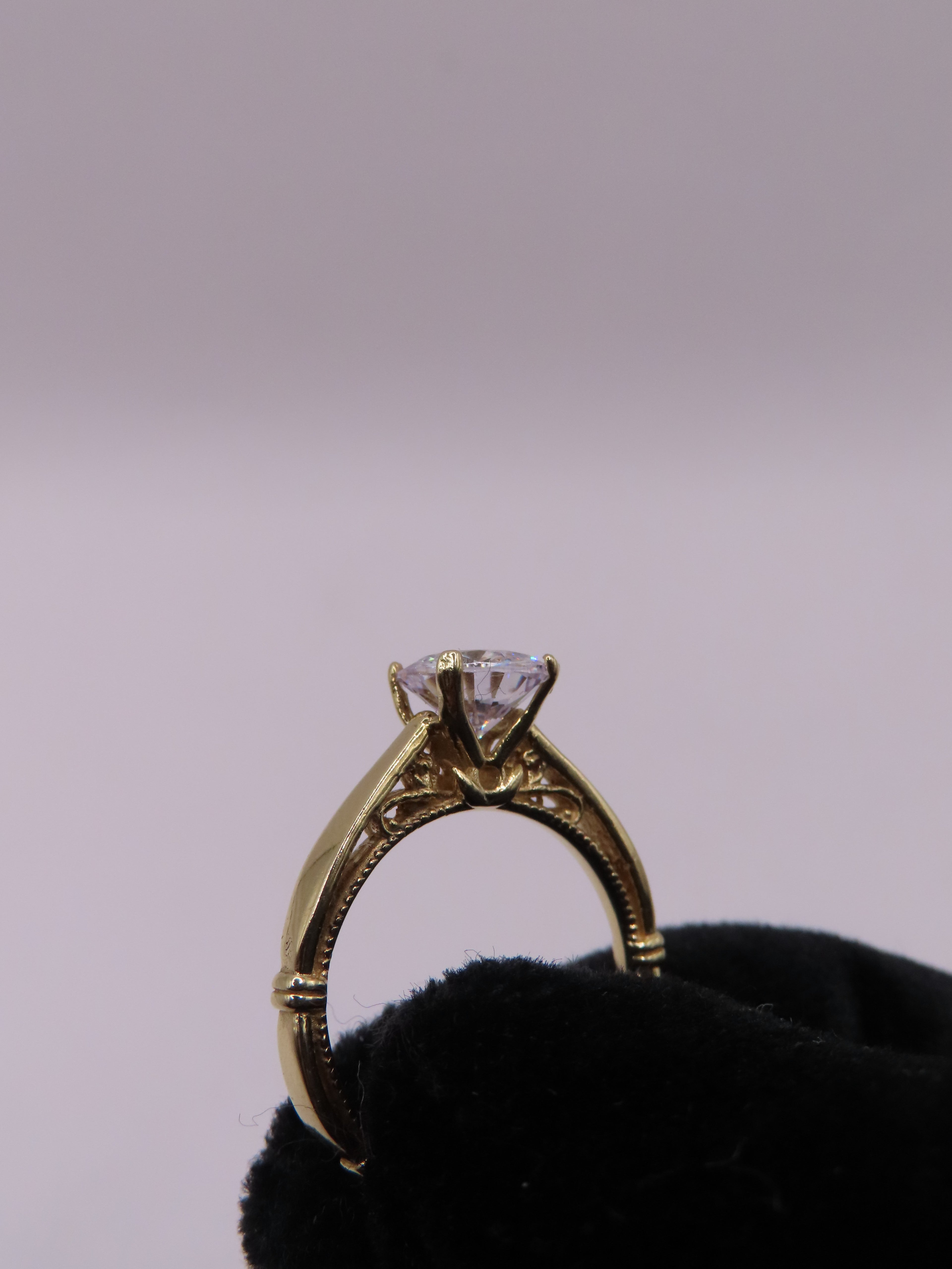 10k Gold Engagement Ring Sz 5