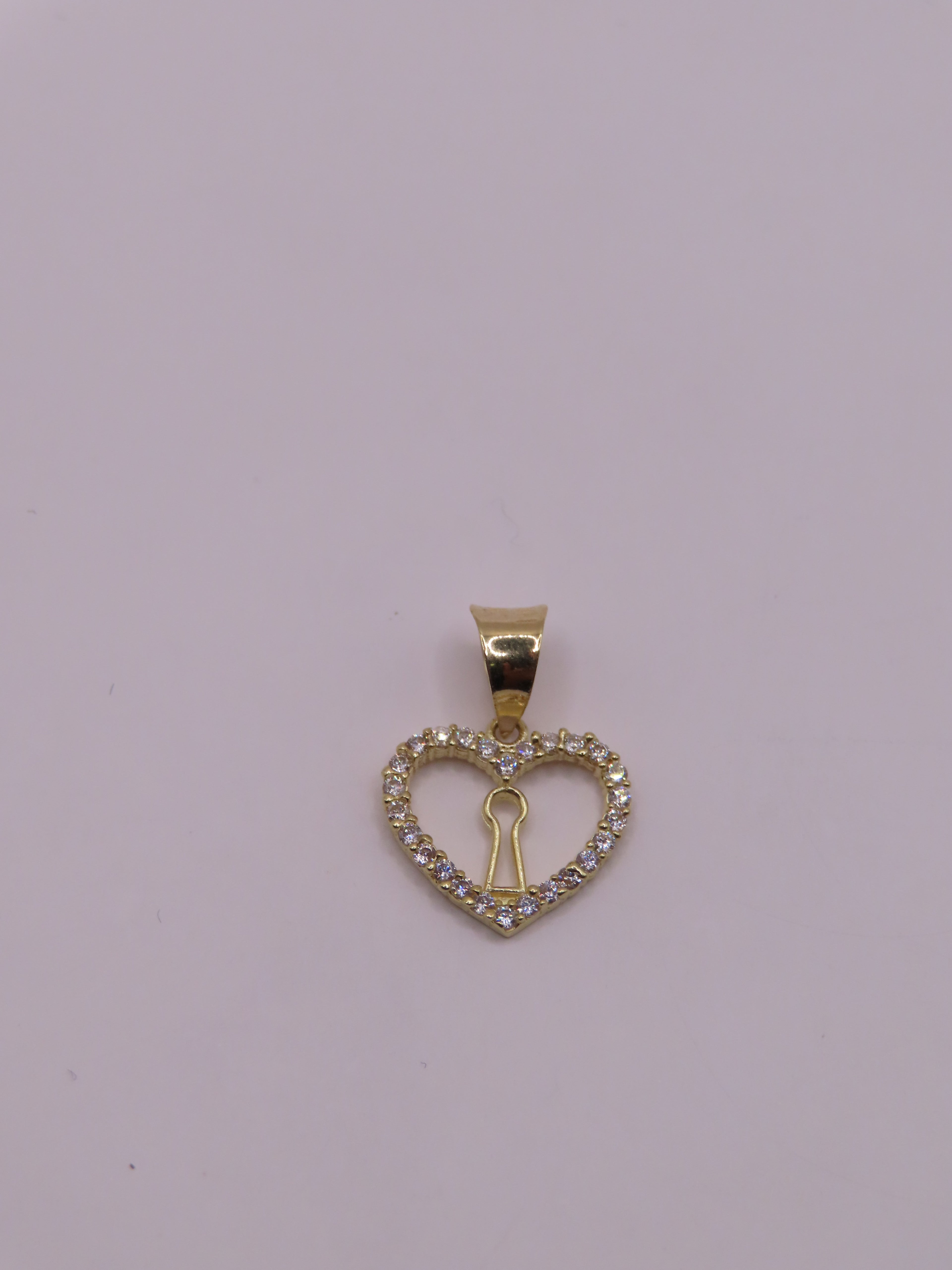 10k Gold Heart .7in  (.78g )