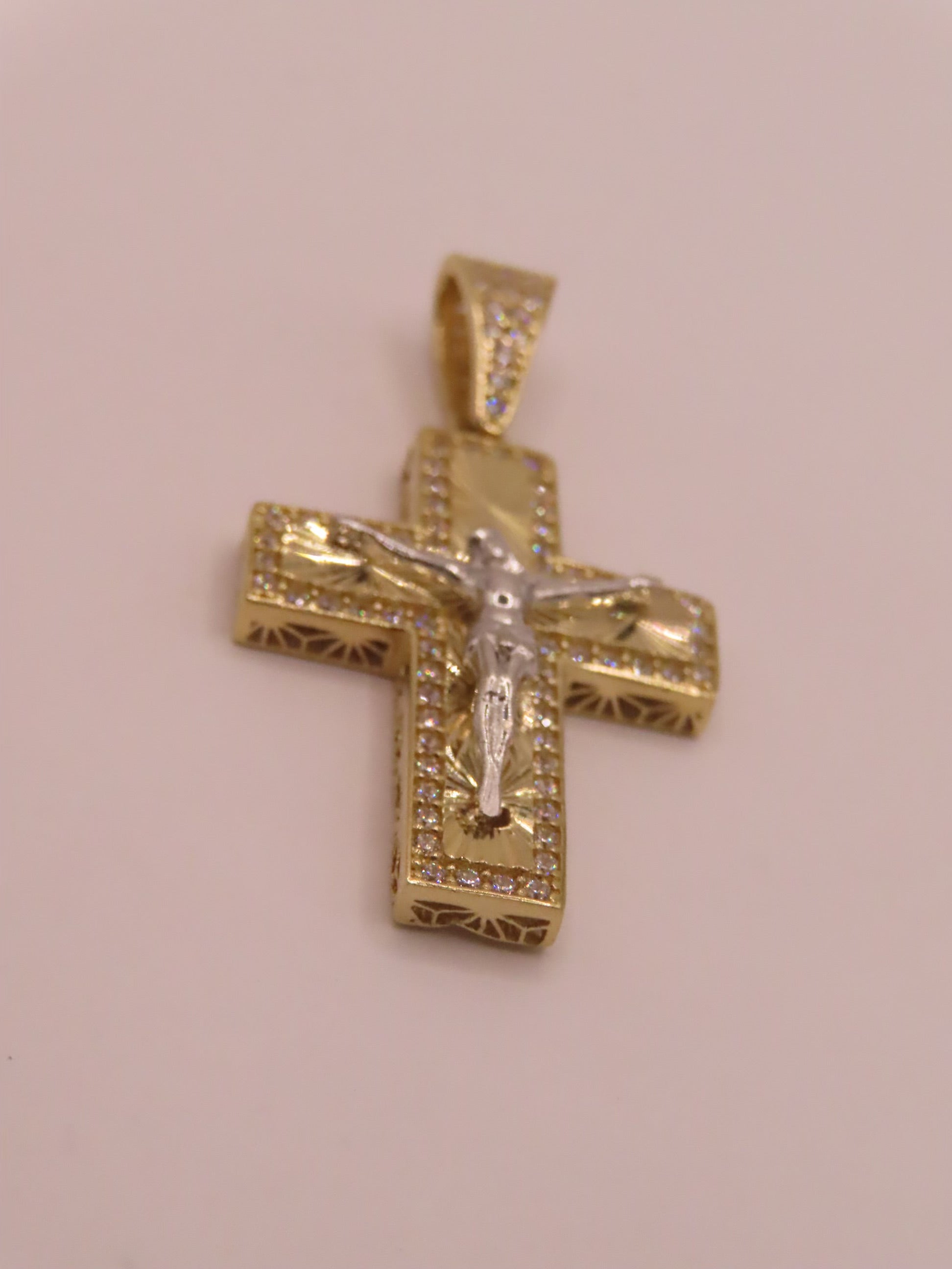 14k Gold cross pendant 1.5in