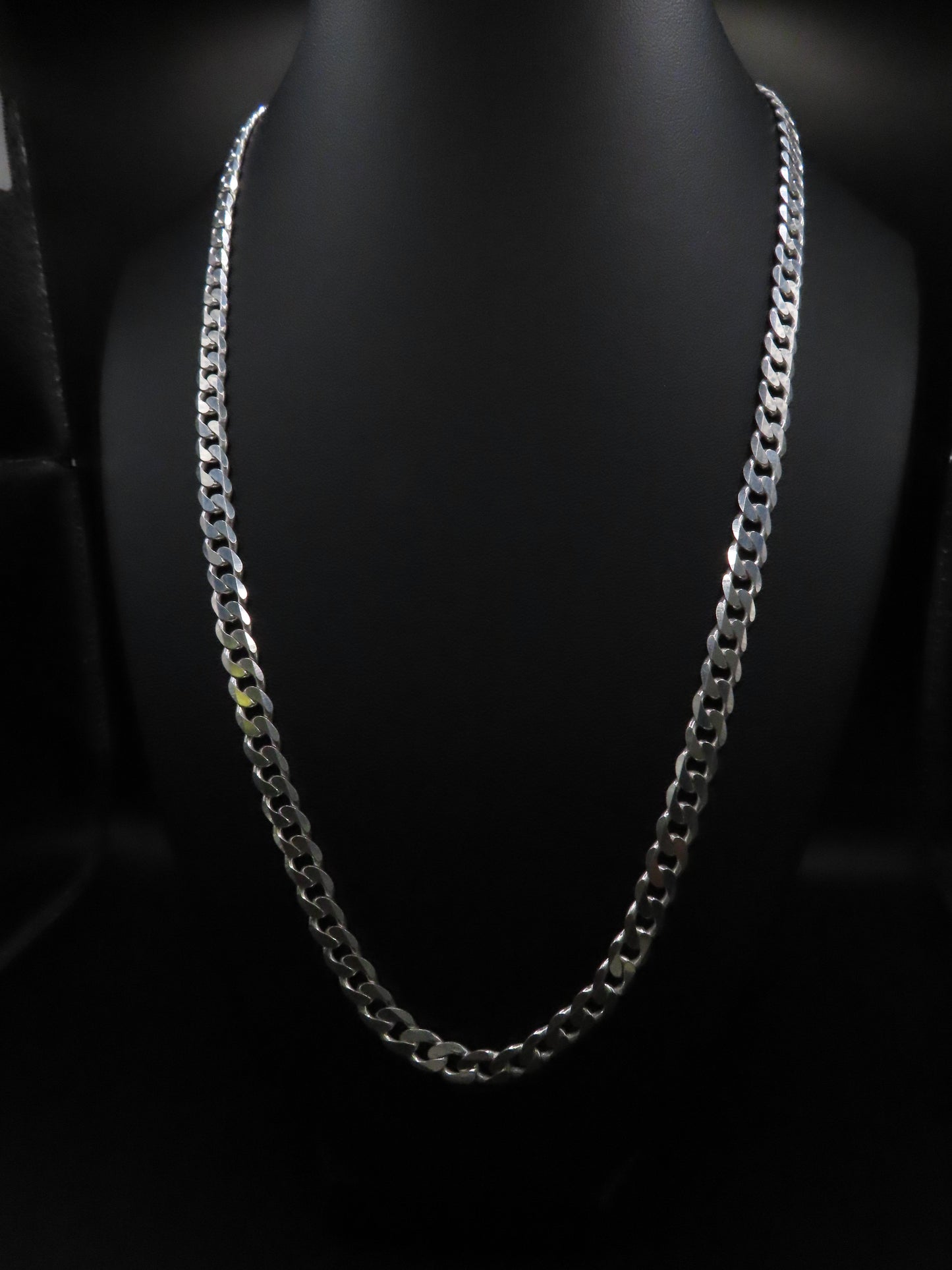 Cuban link Chain 21.5in/5mm
