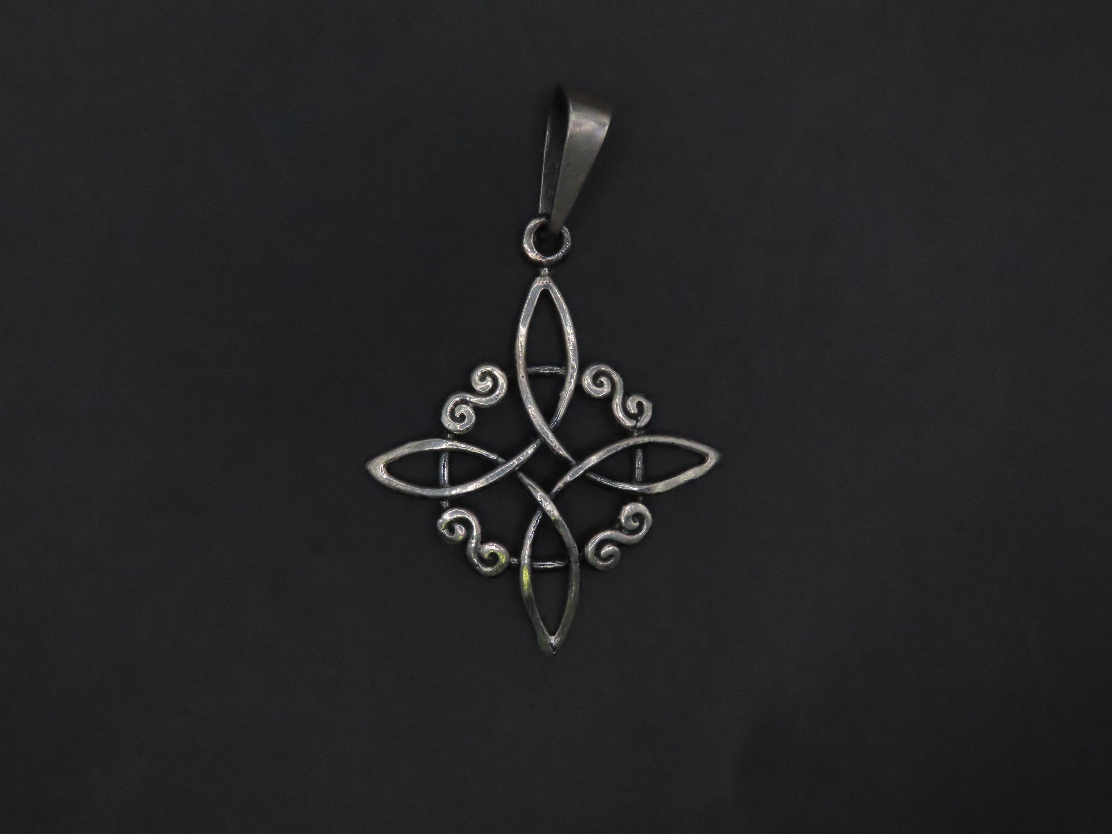 WITCH KNOT 1.5IN